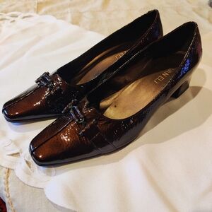 VANEli Patent leather 8.5w Heels.